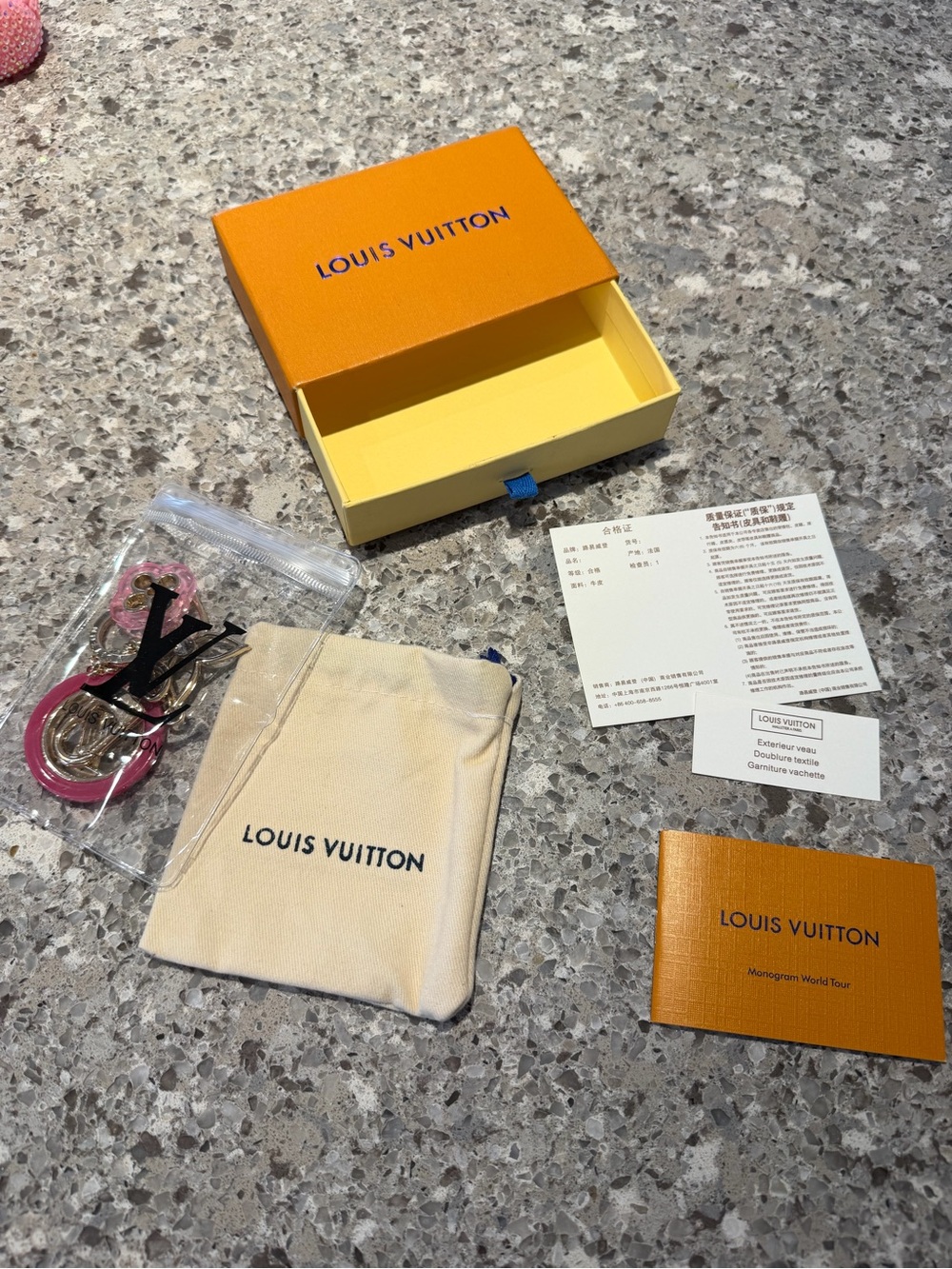 Louis Vuitton Pink & Gold Monogram Flower Key Holder Charm - Picture 13 of 14